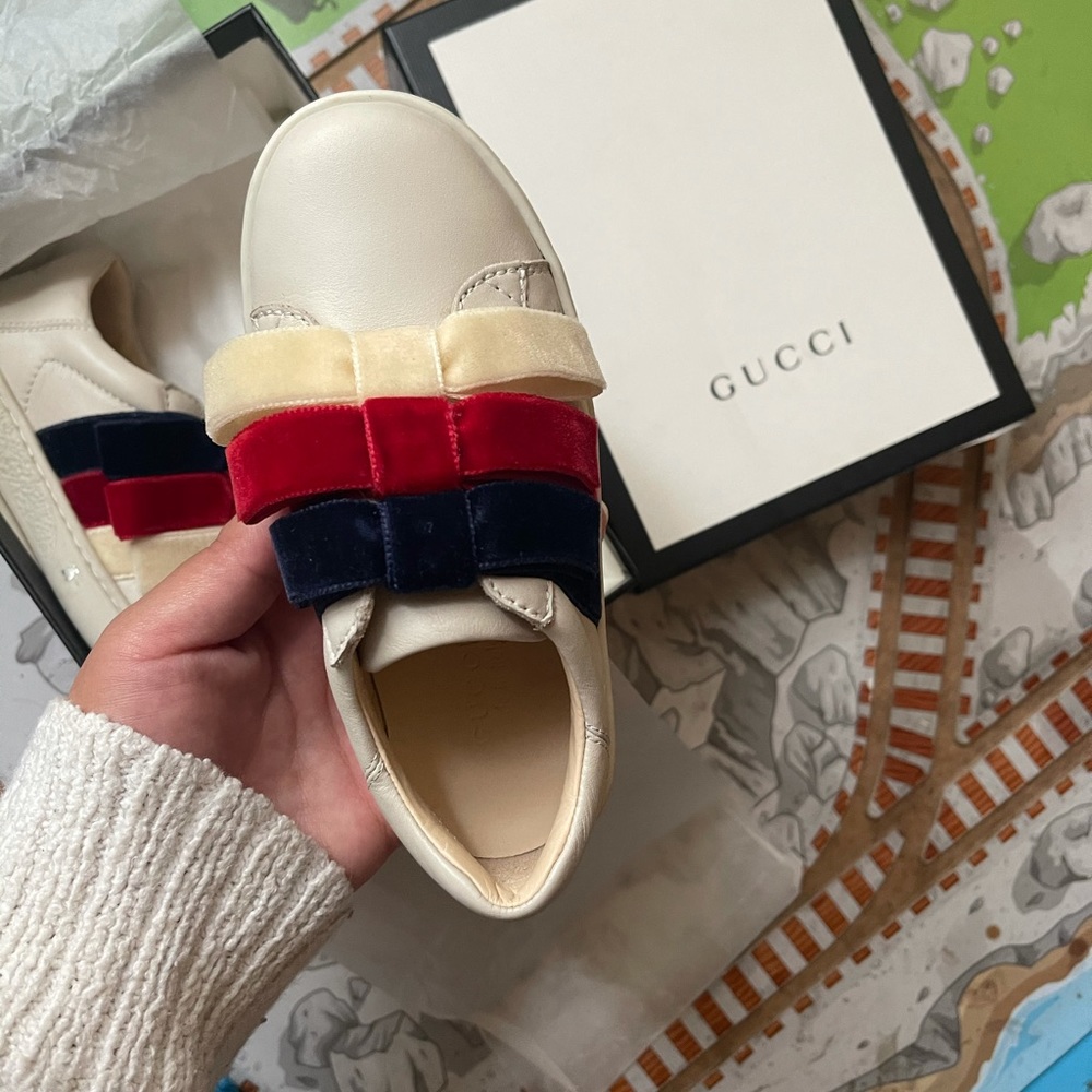 Gucci kids bow sneakers